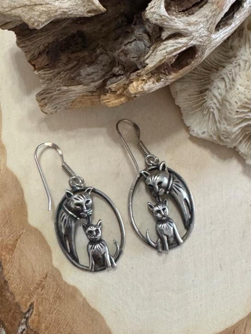 Vintage 925 Sterling Silver Momma Cat and Kitten Dangle Earrings